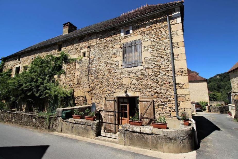 Joli Gite Pour 5 Personnes : Chez Cherrie Saint-Julien-de-Lampon Eksteriør billede