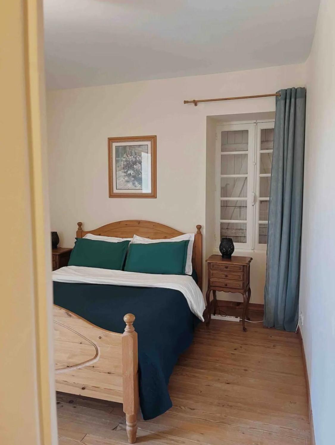 Joli Gite Pour 5 Personnes : Chez Cherrie Saint-Julien-de-Lampon Eksteriør billede